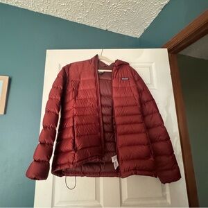 New Patagonia Fitz Roy Insulated Down Puffer Full Zip Jacket!